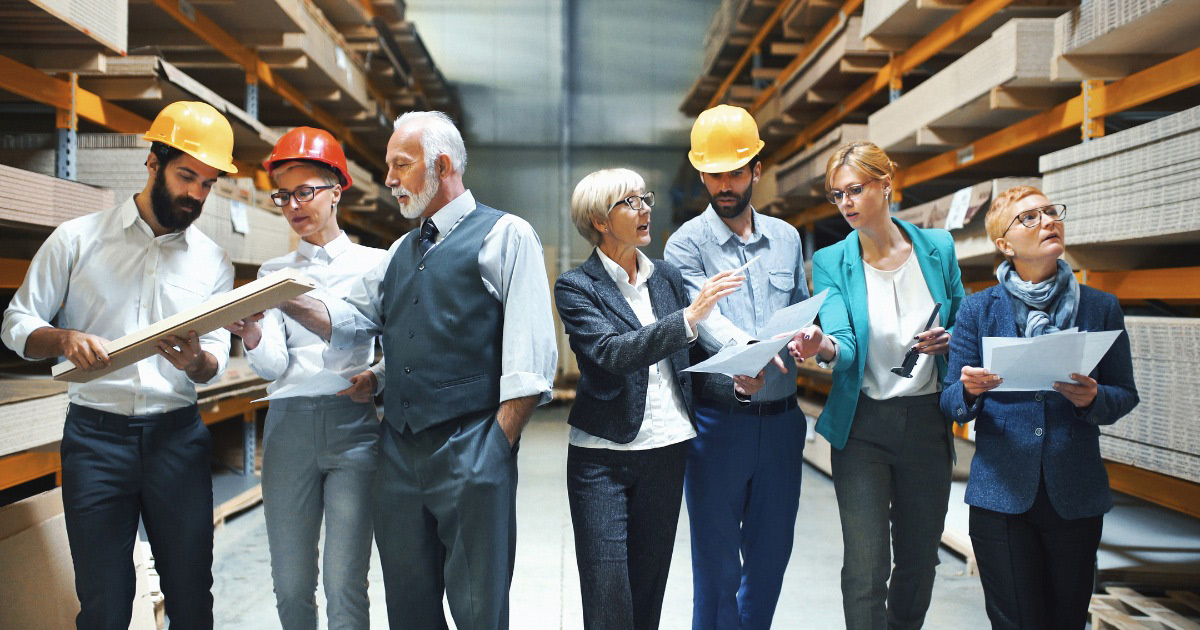 Quản đốc là gì? Vai trò và mô tả công việc quản đốc sản xuất