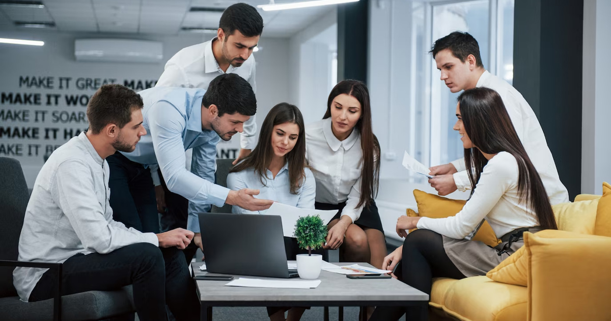 Kinh doanh là gì? Đặc điểm và các loại hình kinh doanh hiện nay