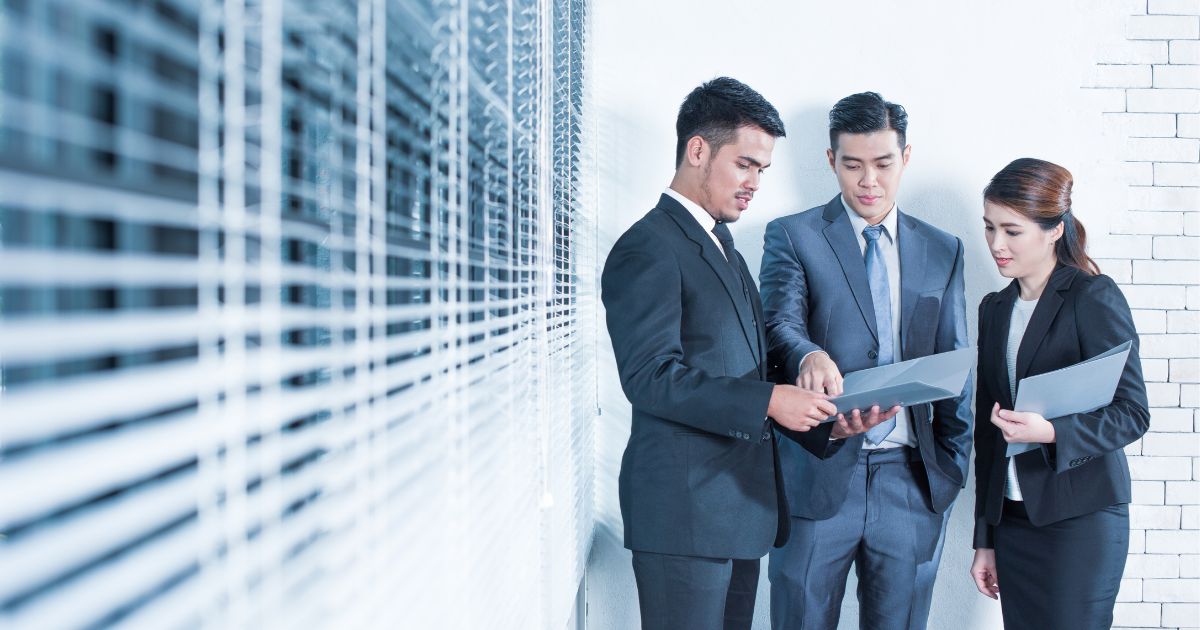 Top 15 Khóa học kinh doanh thực chiến hàng đầu năm 2026