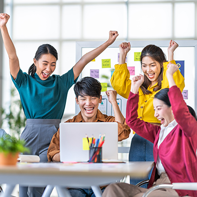 Các CEO, COO, Founder… muốn hiểu sâu về chiến lược con người & xây dựng tổ chức vững mạnh