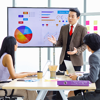 Các cấp lãnh đạo và quản lý doanh nghiệp (HĐQT, Ban Giám đốc, Ban Quản trị).